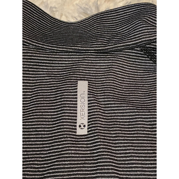 Women's Xersion Black & Gray Striped Long Sleeve Shirt Size M - Picture 8 of 10